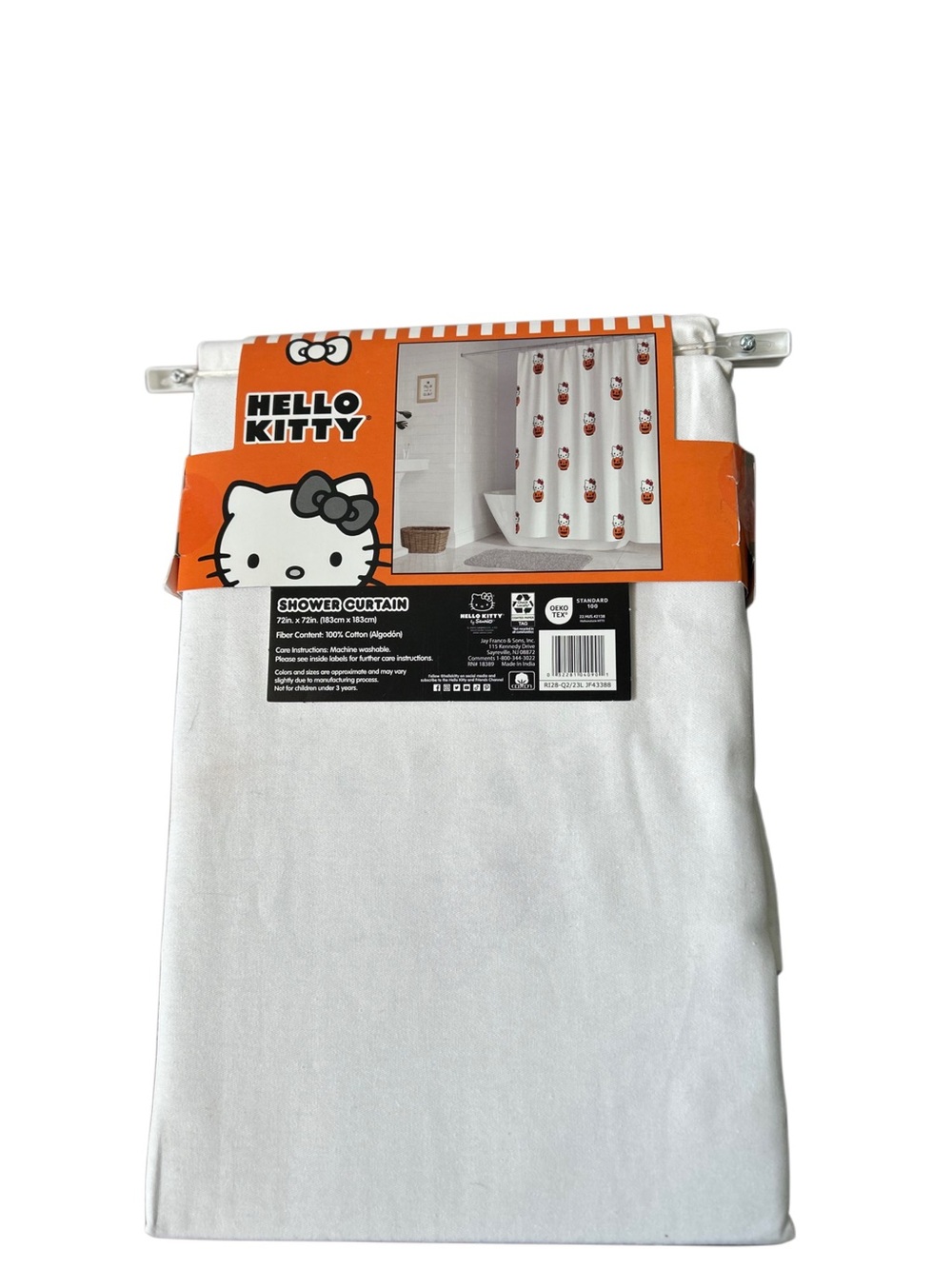 NWT Hello Kitty Halloween Pumpkin Fabric Shower Curtain 72x72 Sanrio - Picture 4 of 8
